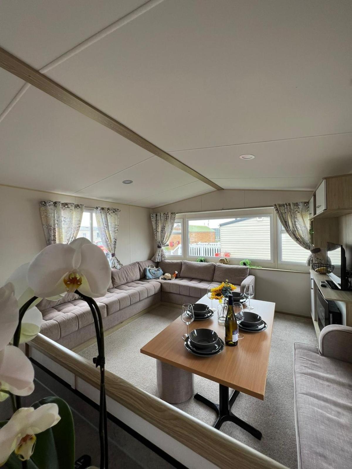 Luxurious Three Bedroom Caravan Jaywick Sands Luaran gambar